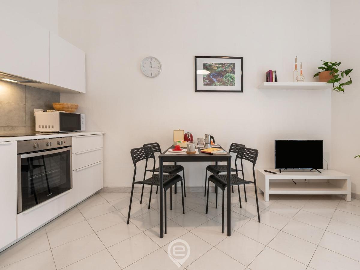 Aurora'S Apartment カリアリ エクステリア 写真